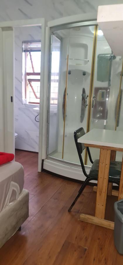 Salama Casa de hóspedes 2*
